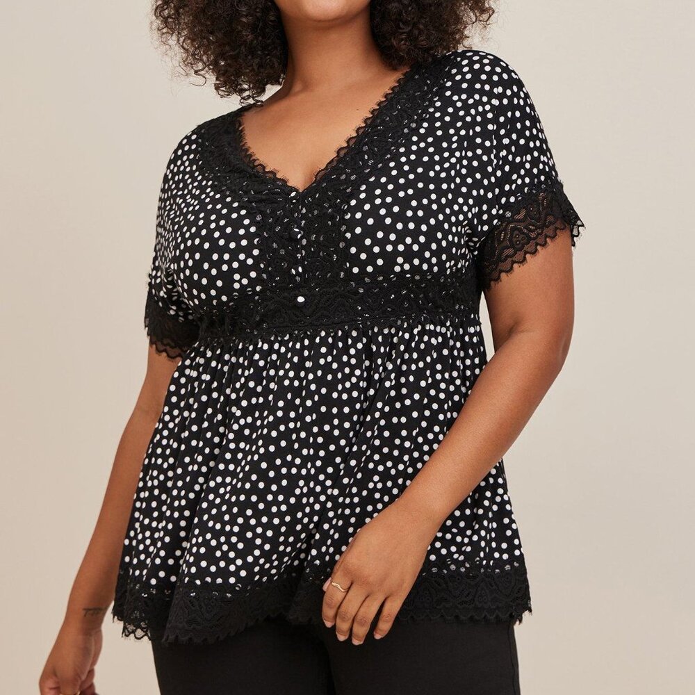 Torrid Babydoll Super Soft Lace Trim Button-Front Top, Polkadot, Size 2